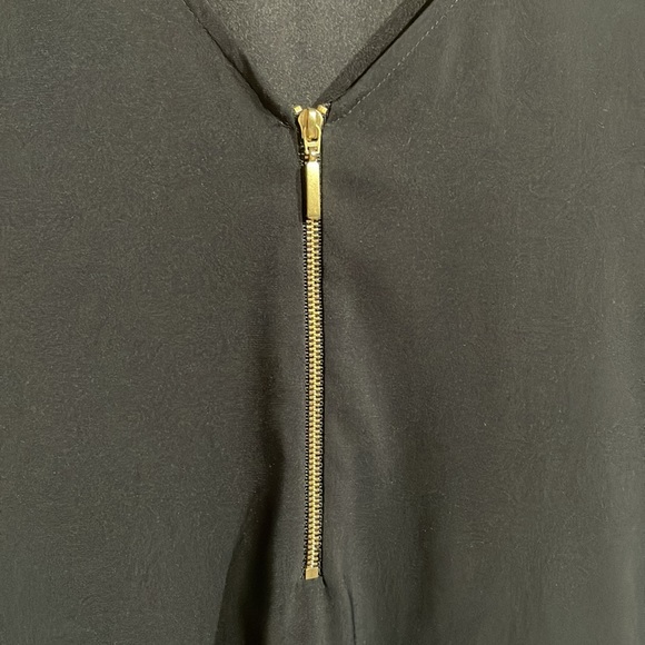 Express Tee - Picture 2 of 6